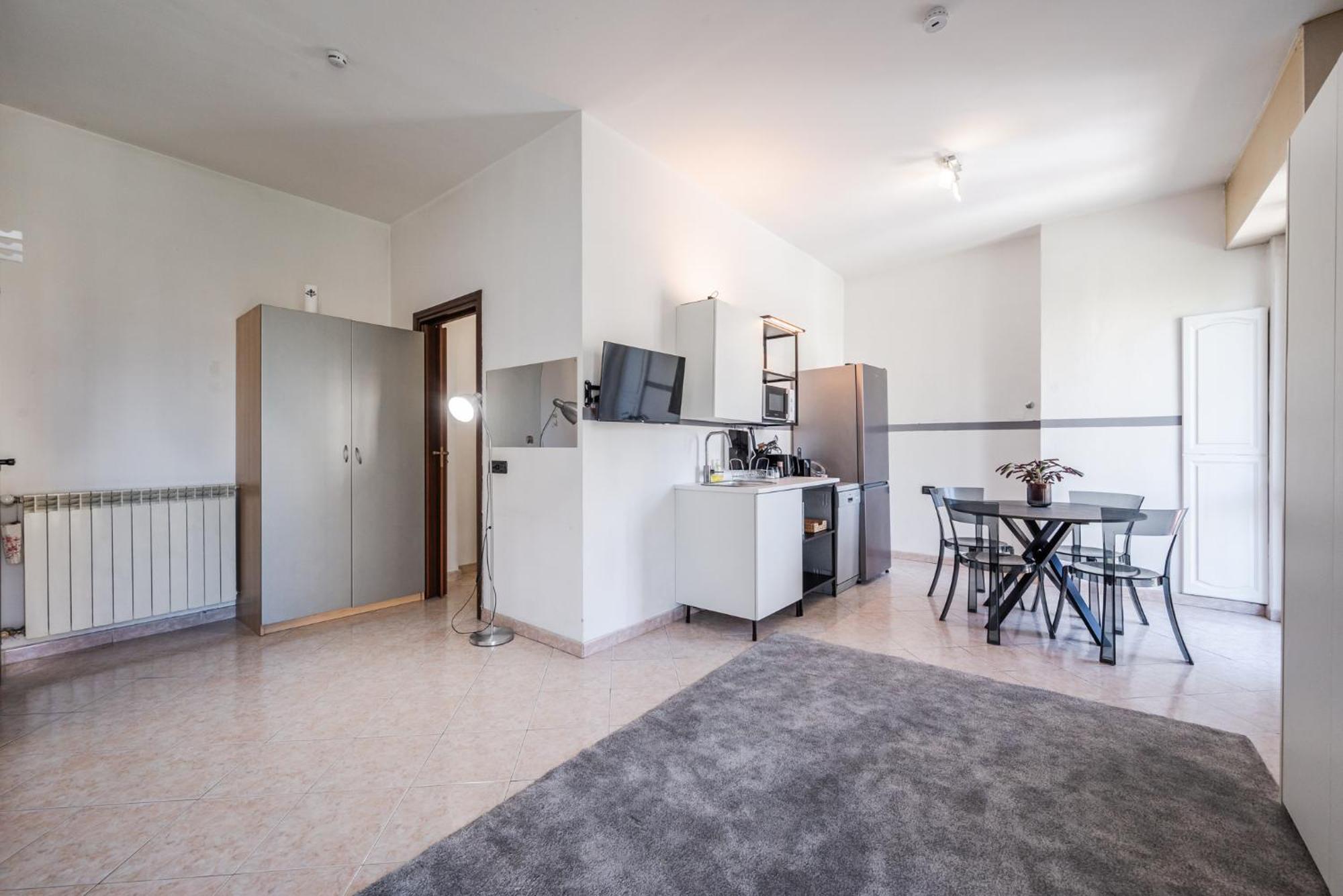 Roma 23, Smartstay Rozzano Buitenkant foto